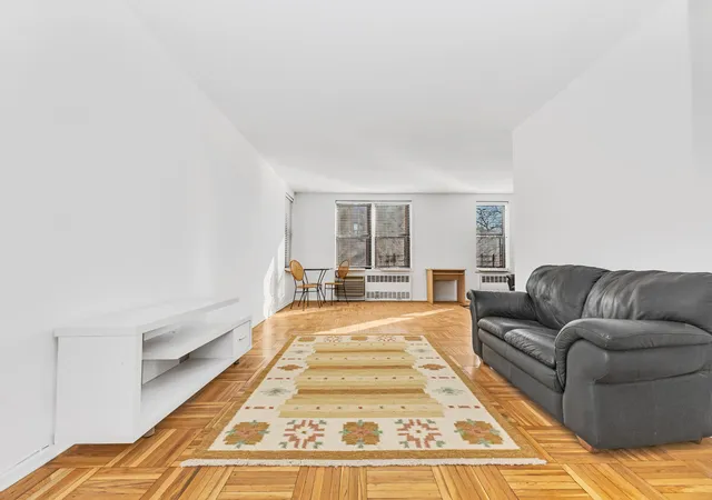 2nd image of 100 25 Queens Blvd #2B, Forest Hills, NY 11375 | MLS# RLS20091118