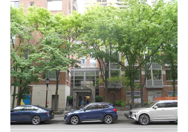 1st image of 2 S End Ave #9C, New York, NY 10280 | MLS# RLS20091328