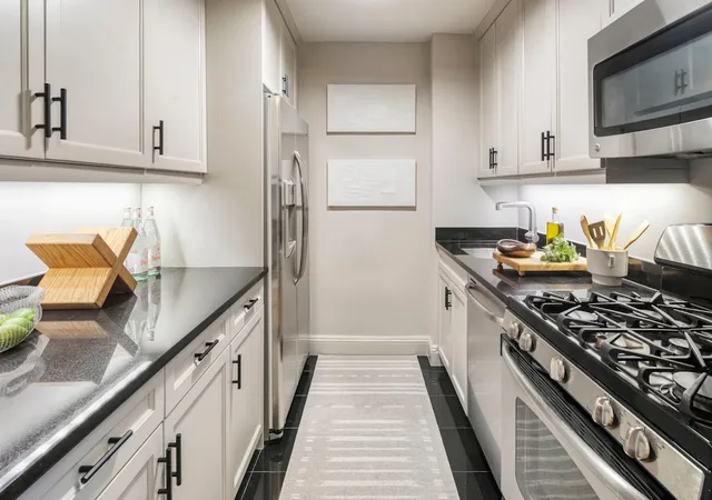 Photo 3 of Sale Pending at 155 W 68th Street #919, New York City, NY 10023 | MLS# RLS20091291 | Listing updated on 2026-08-03