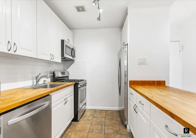 Photo 3 of Sale Pending at 319 E 105th Street #2-D, New York, NY 10029 | MLS# RLS20091218 | Listing updated on 2026-07-29