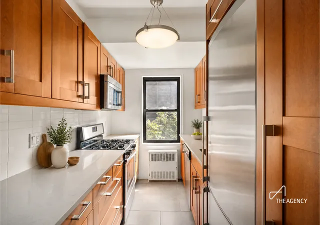 4th image of 333 E 55Th St #14B, New York, NY 10022 | MLS# RLS20091227