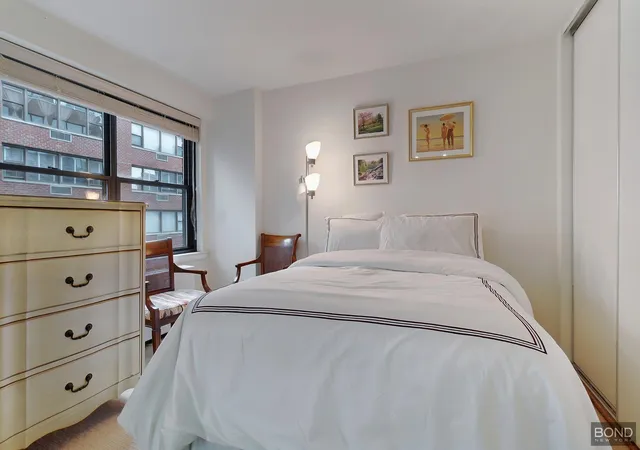Photo 3 of House for sale at 301 E 64th Street #9L, New York, NY 10065 | MLS# RLS20091476 | Listing updated on 2026-06-16