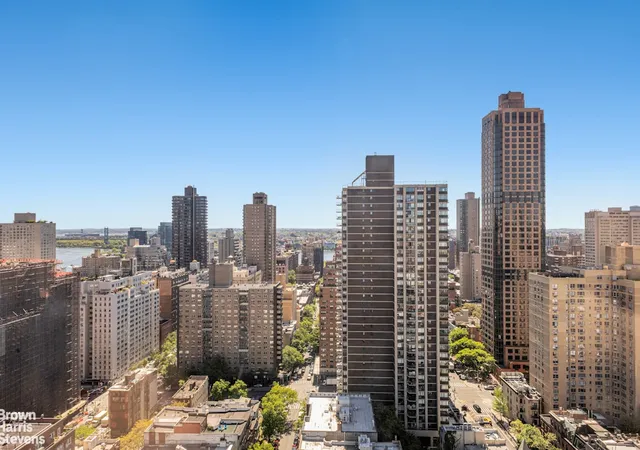 Photo 4 of House for sale at 300 E 85th Street #2705, New York, NY 10028 | MLS# RLS20091539 | Listing updated on 2026-07-24