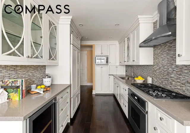 4th image of 90 E End Ave #4B, New York, NY 10028 | MLS# RLS20087876