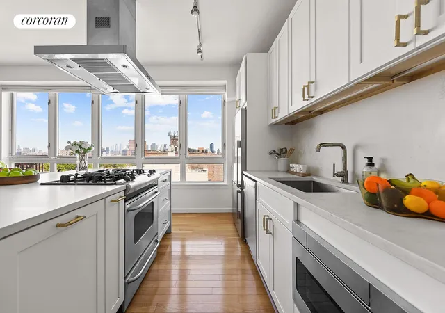 Photo 4 of Sale Pending at 276 13th Street #7D, Brooklyn, NY 11215 | MLS# RLS20091557 | Listing updated on 2026-06-22