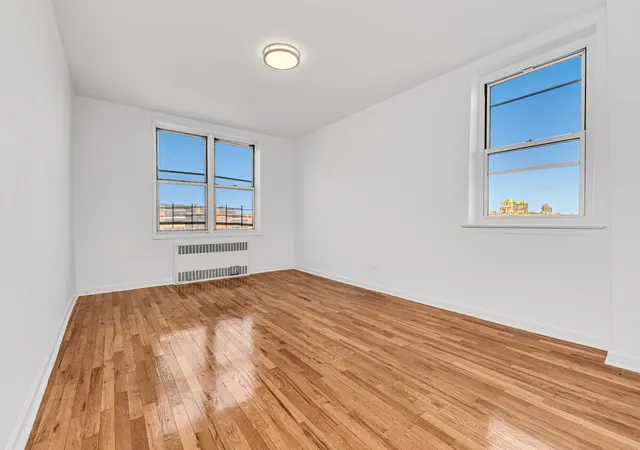 2nd image of 67-30 Clyde St, Forest Hills, NY 11375