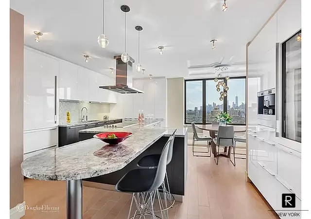 Photo 3 of House for sale at 330 E 38th Street #32-NO, New York, NY 10016 | MLS# RLS20091385 | Listing updated on 2026-08-03