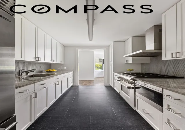 Photo 3 of Sale Pending at 8 E 83rd Street #5A, New York, NY 10028 | MLS# RLS20091709 | Listing updated on 2026-07-21