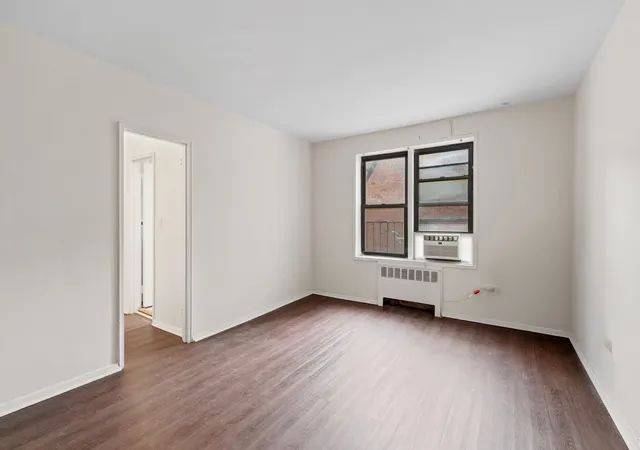 5th image of 143-36 Barclay Ave #5-E, Flushing, NY 11355 | MLS# RLS20091371