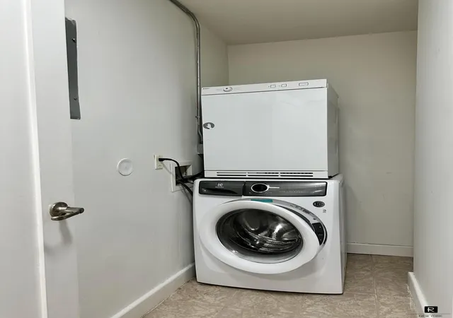2nd image of The Accolade Condo, New York City, NY 10301