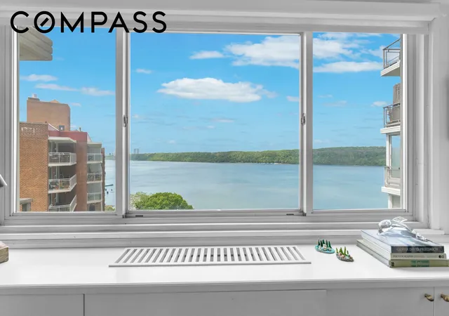 4th image of 2621 Palisade Ave #11J, Bronx, NY 10463 | MLS# RLS20091761