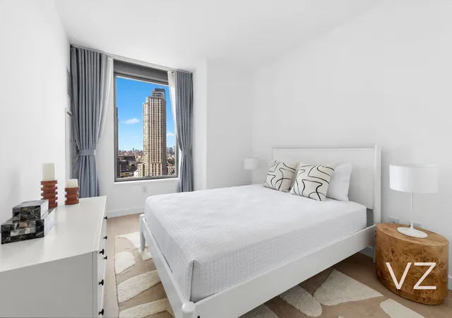 Photo 4 of House for sale at 3 Court Sq #2010, New York City, NY 11101 | MLS# RLS20091843 | Listing updated on 2026-05-18