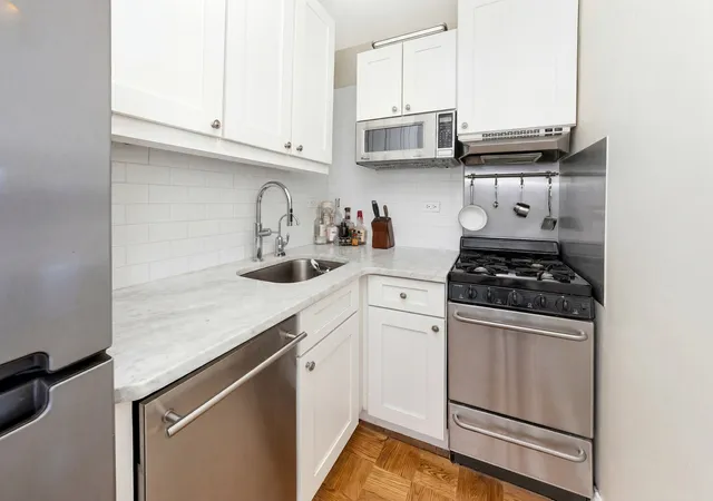 4th image of 210 E 15Th St #8P, New York, NY 10003 | MLS# RLS20091906