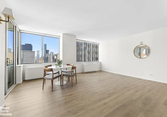 3rd image of 236 E 47Th St #30E, New York, NY 10017 | MLS# RLS20092034