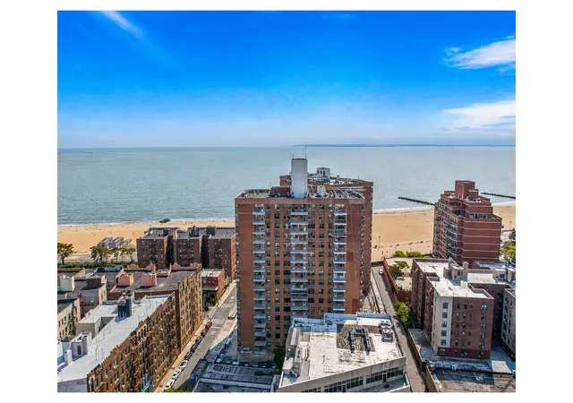 Homes for sale in New York City, NY | 40 Brighton 1st Rd #1A, New York City, NY 11235 | MLS# RLS20092051