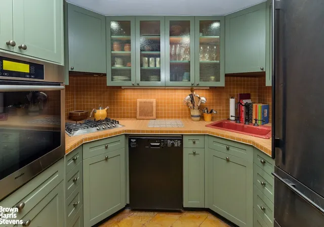 Listing Photo 5 - Condo for sale in building located at 48 Gramercy Park N, New York City, NY 10010 - Unit #1B