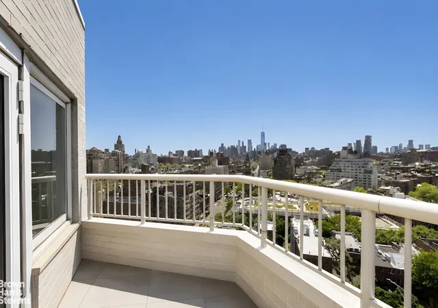 5th image of 101 W 12Th St #19/O, New York City, NY 10011 | MLS# RLS20092069
