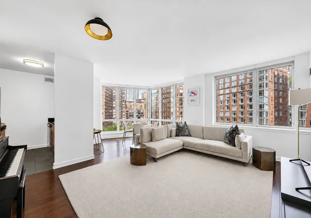 Photo 3 of House for sale at 20 River Ter #10E, New York, NY 10282 | MLS# RLS20092084 | Listing updated on 2026-06-23