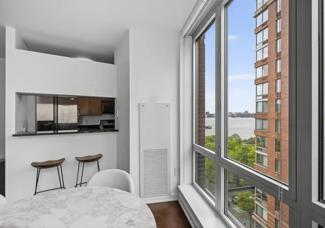 Photo 4 of House for sale at 20 River Ter #10E, New York, NY 10282 | MLS# RLS20092084 | Listing updated on 2026-06-23