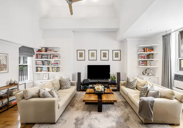 1st image of 3 Hanover Sq #PH22B, New York, NY 10004 | MLS# RLS20092093