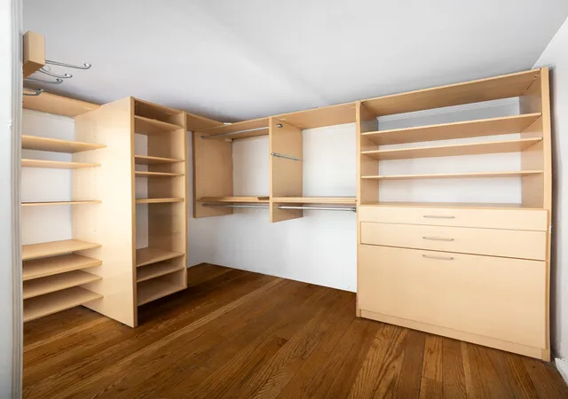 Photo 5 of House for sale at 333 E 53rd Street #7C, New York City, NY 10022 | MLS# RLS20092200 | Listing updated on 2026-08-02