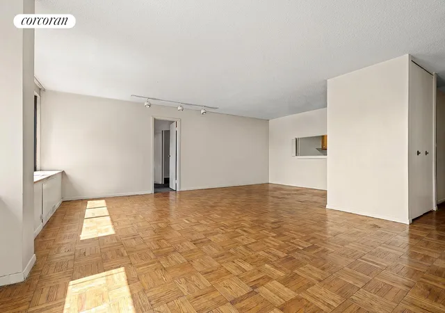 Homes for sale in New York City, NY | 531 Main St #503, New York City, NY 10044 | MLS# RLS20092215