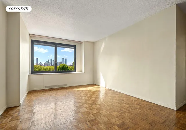 Homes for sale in New York City, NY | 531 Main St #503, New York City, NY 10044 | MLS# RLS20092215