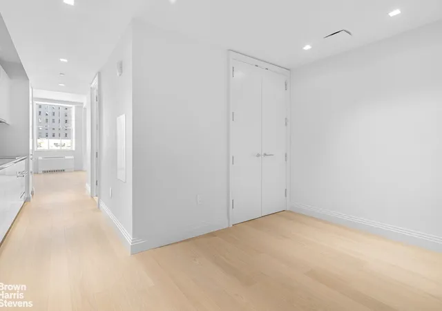 Photo 3 of House for sale at 1 Wall St #1511, New York, NY 10005 | MLS# RLS20092299 | Listing updated on 2026-05-26