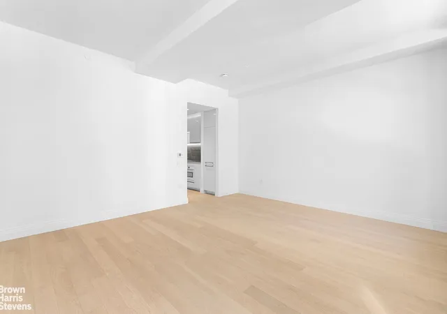 Photo 4 of House for sale at 1 Wall St #1511, New York, NY 10005 | MLS# RLS20092299 | Listing updated on 2026-05-26