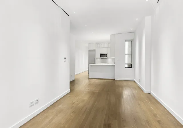 Listing Photo 4 - Condo for sale in building located at 480 Central Park W, New York City, NY 10025 - Unit #1C