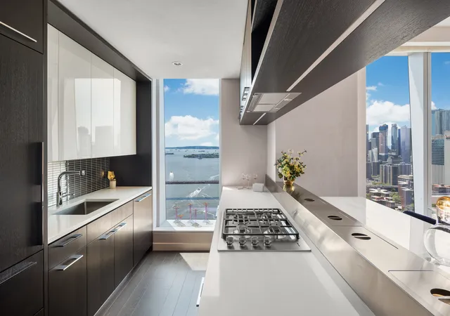 5th image of 252 South St #71A, New York, NY 10002 | MLS# RLS20092324