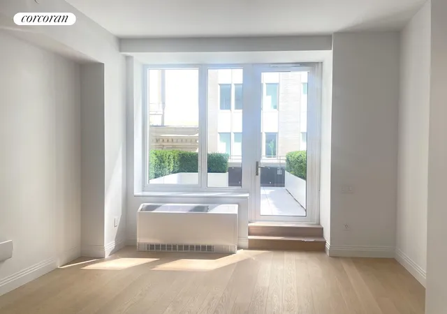 Photo 3 of Condo for sale at 1 Wall St #817, New York, NY 10005 | MLS# RLS20092347 | Listing updated on 2026-05-31