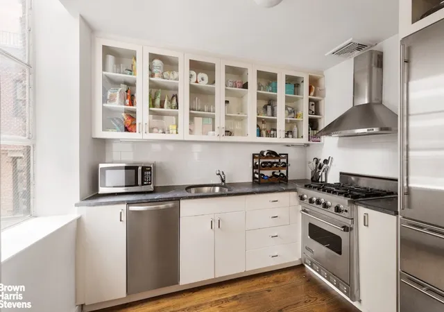Photo 3 of House for sale at 65 Nassau St #8A, New York, NY 10038 | MLS# RLS20092394 | Listing updated on 2026-06-07