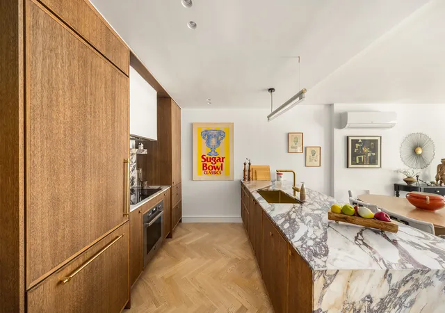 Photo 3 of Sale Pending at 851 Carroll St #1, Brooklyn, NY 11215 | MLS# RLS20092446 | Listing updated on 2026-06-05