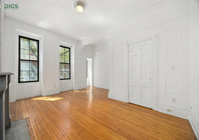 Photo 1 of Sale Pending at 147 W 105th Street #1E, New York, NY 10025 | MLS# RLS20092466 | Listing updated on 2026-07-18