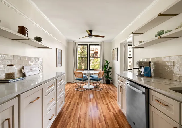 3rd image of 330 Lenox Rd #4E, Brooklyn, NY 11226 | MLS# RLS20092544