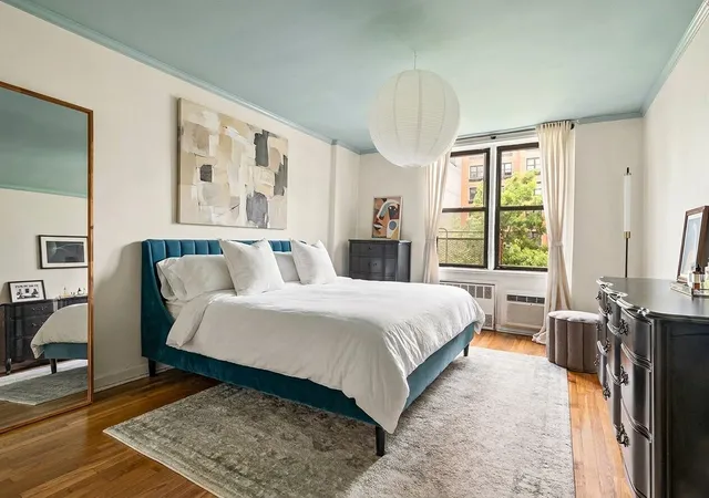 Homes for sale in New York City, NY | 330 Lenox Road, New York City, NY 11226 | Houzeo