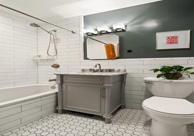 Homes for sale in New York City, NY | 330 Lenox Rd #4E, New York City, NY 11226 | MLS# RLS20092544