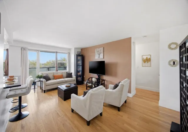 1st image of 400 Cozine Ave #5E, Brooklyn, NY 11207 | MLS# RLS20092592