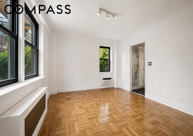 Photo 3 of Condo for sale at 50 King St #1B, New York, NY 10014 | MLS# RLS20092633 | Listing updated on 2026-07-13