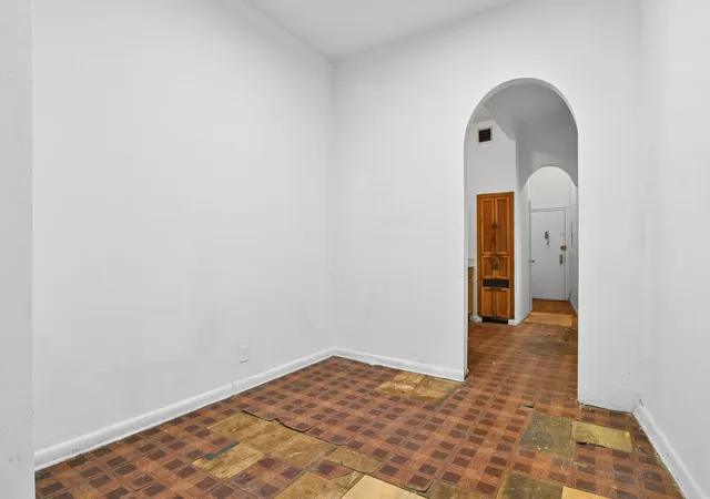 Listing Photo 4 - Condo for sale in building located at 424 E 115Th St, New York, NY 10029 - Unit #1C