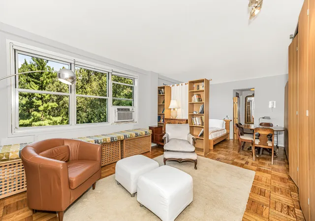 1st image of 3935 Blackstone Ave #4K, Bronx, NY 10471 | MLS# RLS20092664