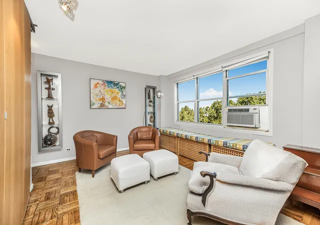 2nd image of 3935 Blackstone Ave #4K, Bronx, NY 10471 | MLS# RLS20092664