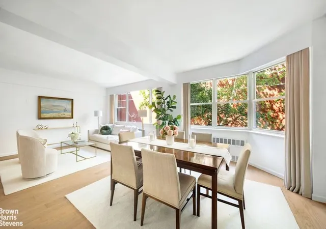 2nd image of 116 E 66Th St, New York City, NY 10065