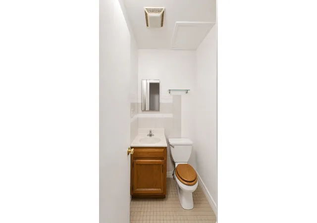 Photo 4 of Single family home for sale at 320 Snediker Ave, Brooklyn, NY 11207 | MLS# RLS20092744 | Listing updated on 2026-07-20