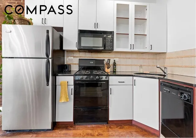 Photo 3 of House for sale at 2082 Frederick Douglass Blvd #5A, New York, NY 10026 | MLS# RLS20092753 | Listing updated on 2026-07-26