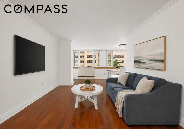 2nd image of 404 E 76th St #3B, New York City, NY 10021 | MLS# RLS20092836