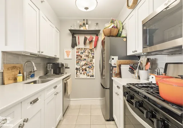 Homes for sale in New York City, NY | 330 W 145Th St #602, New York City, NY 10031 | MLS# RLS20092852