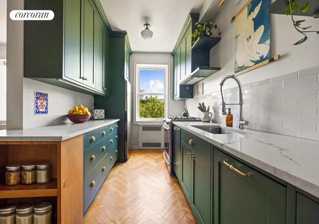 Photo 3 of House for sale at 280 Ocean Pkwy #5L, Brooklyn, NY 11218 | MLS# RLS20092934 | Listing updated on 2026-06-14