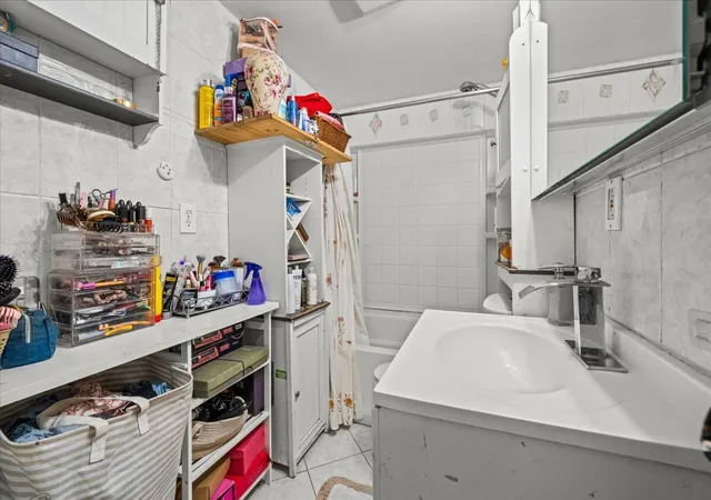 Listing Photo 4 - Condo for sale in building located at 1512 E 22nd St, Brooklyn, NY 11210